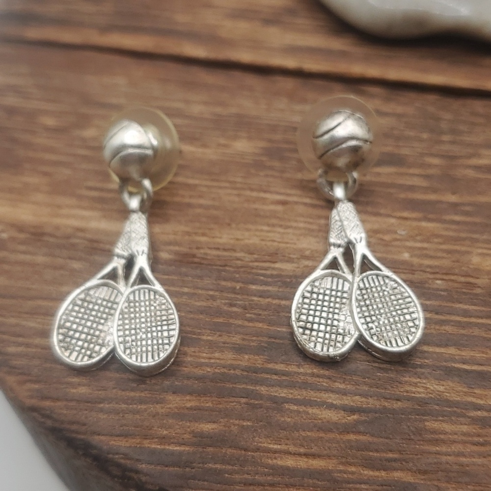 E949 silver tennis racket earrings nwt novelty cute sports lover